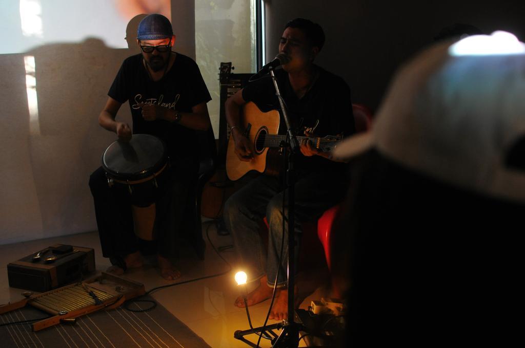 Pyat Music And Artel Rumah tetamu Bangkok