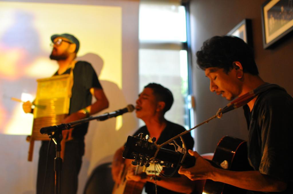 Pyat Music And Artel